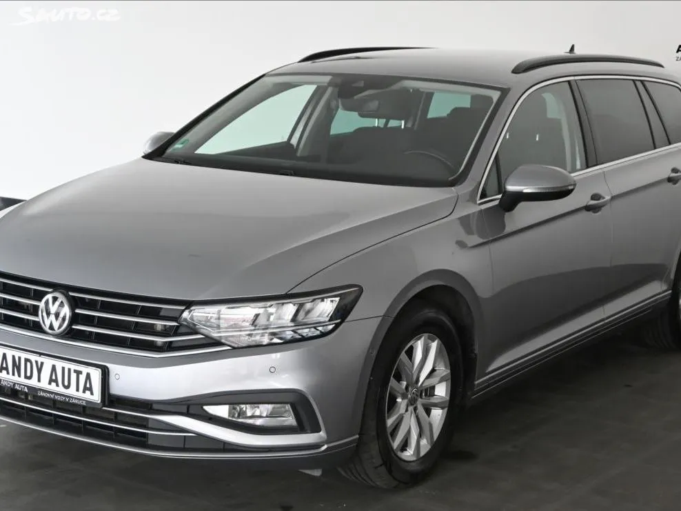 Volkswagen Passat 2,0 TDi 110kW Business Záruka Image 2